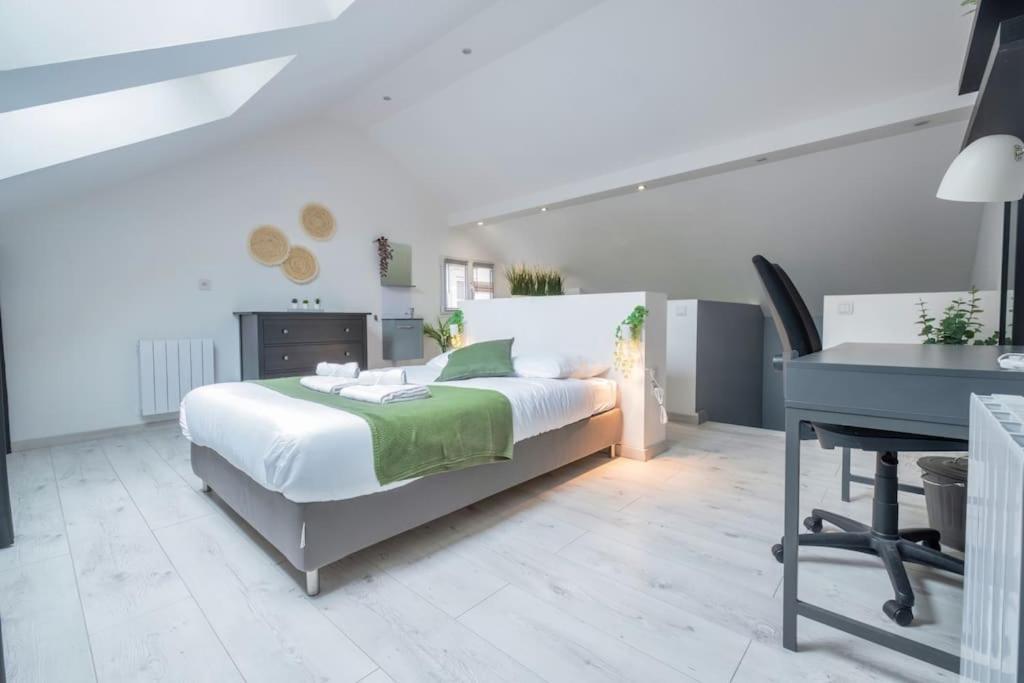 Silver Forest - Parking Prive Apartman Reims Kültér fotó
